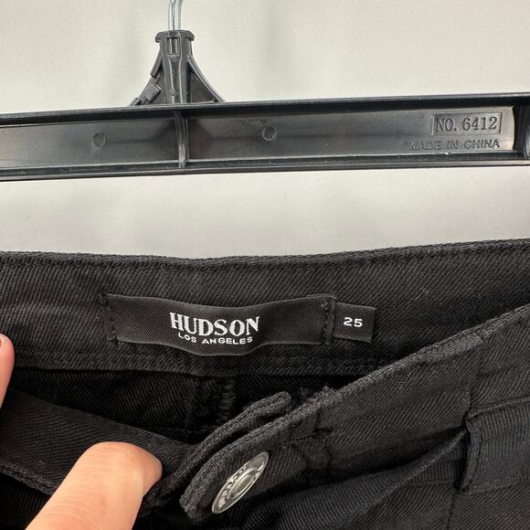 HUDSON Evereve Paperbag Short in Black // 0 - Picture 7 of 11